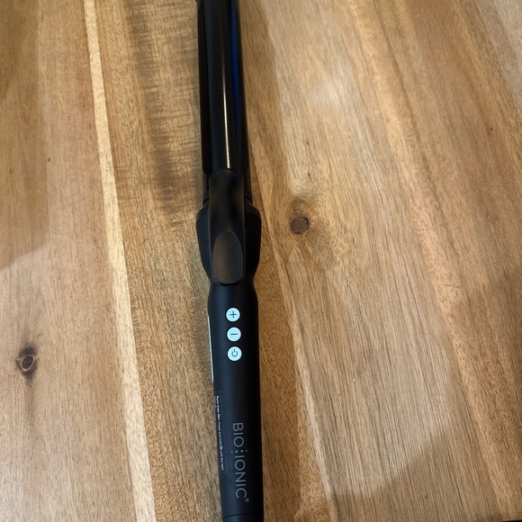 Bioionic Curling Iron - Picture 2 of 2